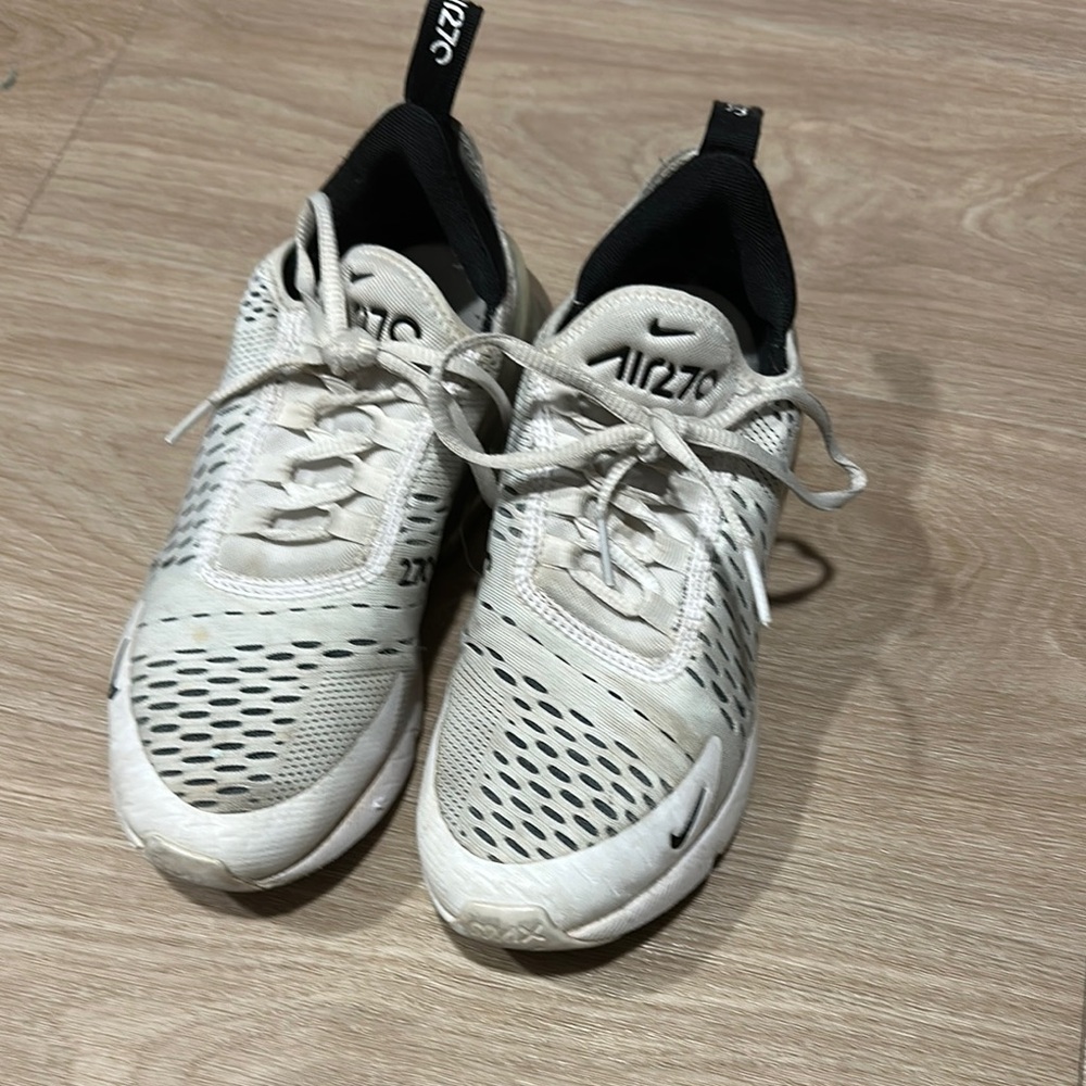 Nike Air Zoom White and Black Sneakers